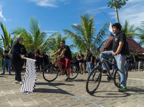 Office Gathering / Meeting